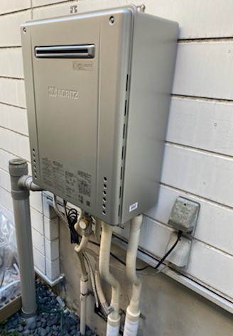東京都府中市 A様 ノーリツエコジョーズ GT-C2062SAWX BL 20号シンプル（オート）追焚付給湯器 交換工事 交換後