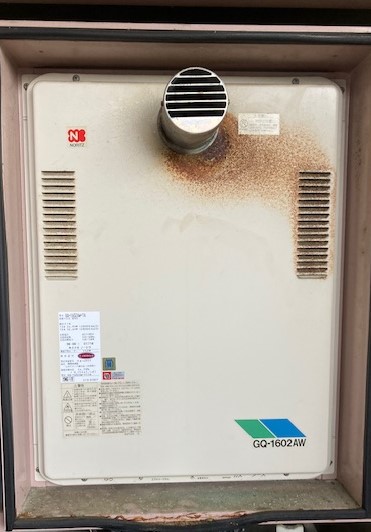 兵庫県神戸市須磨区 M様 都市ガス リンナイ給湯器 RUJ-A1610T 16号高温水供給式給湯器 交換工事 交換前