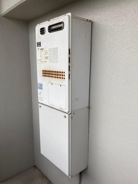兵庫県西宮市 H様 都市ガス ノーリツエコジョーズ 	GTH-C2460AW3H BL 24号（フルオート）給湯暖房給湯器 交換工事 交換前
