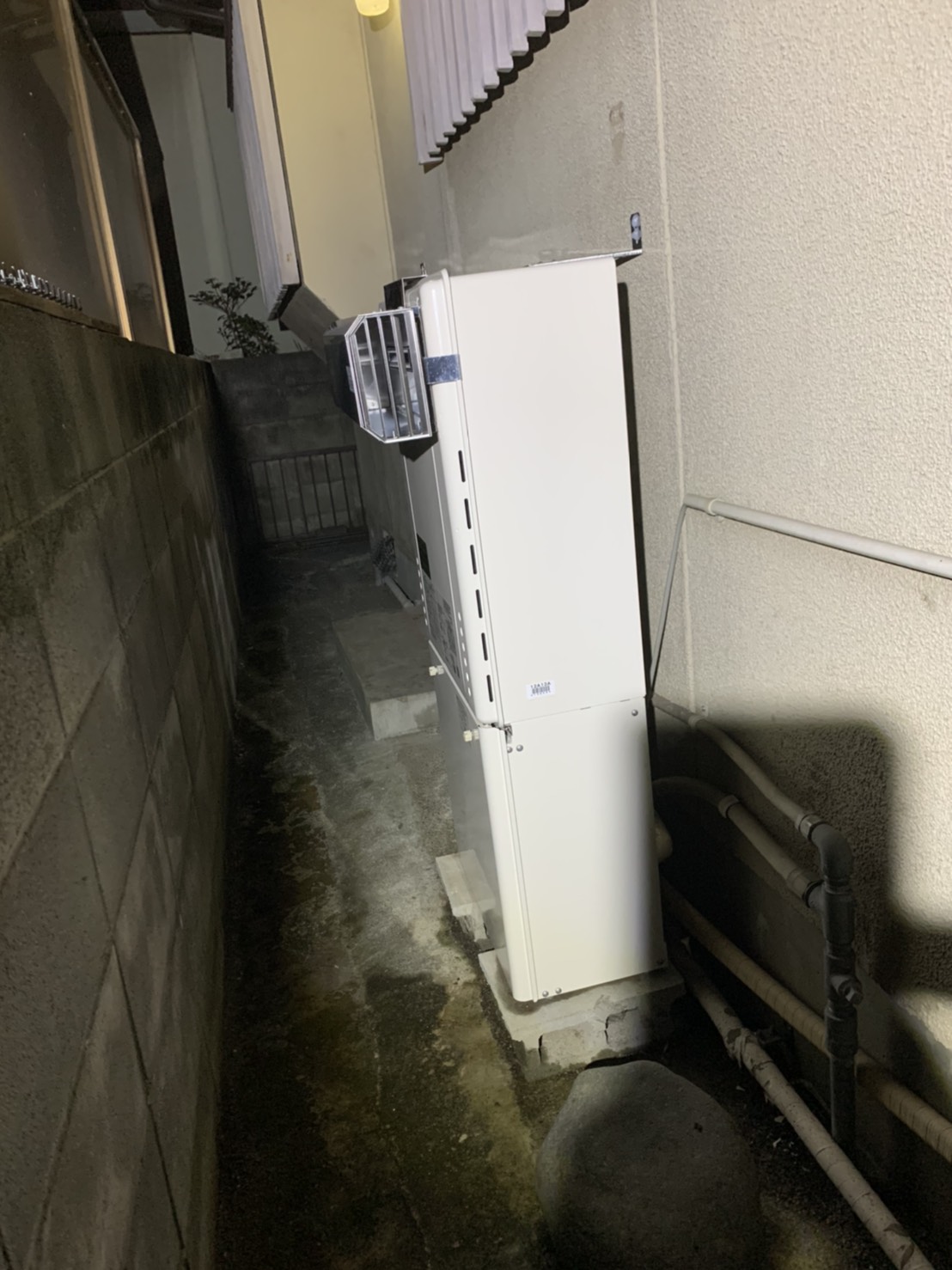 兵庫県姫路市 T様 都市ガス ノーリツ給湯器 	GT-2460SAWX-1 BL 24号オート追焚付給湯器 交換工事 交換後