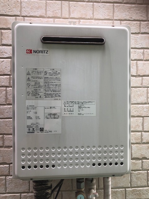 埼玉県戸田市 A様 ＬＰガス ノーリツ給湯器 GT-2460SAWX-2 BL 24号オート追焚付給湯器 交換工事 交換前