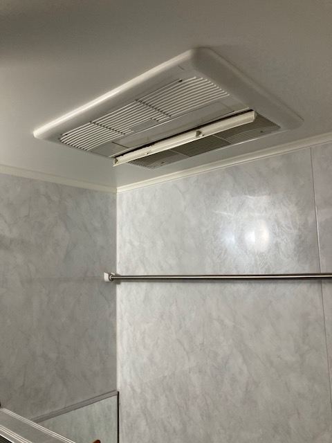 兵庫県西宮市 Y様 ノーリツ 天井形浴室暖房乾燥機 BDV-4104AUKNC-J3-BL 交換工事 交換前