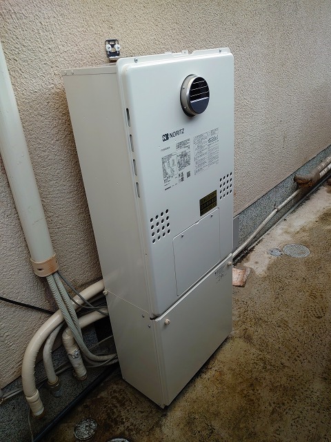 奈良県生駒郡 T様 都市ガス ノーリツエコジョーズ GTH-C2460SAW3H BL 12A13A 24号シンプル（オート）給湯暖房給湯器（エコジョーズ） 交換工事 交換後