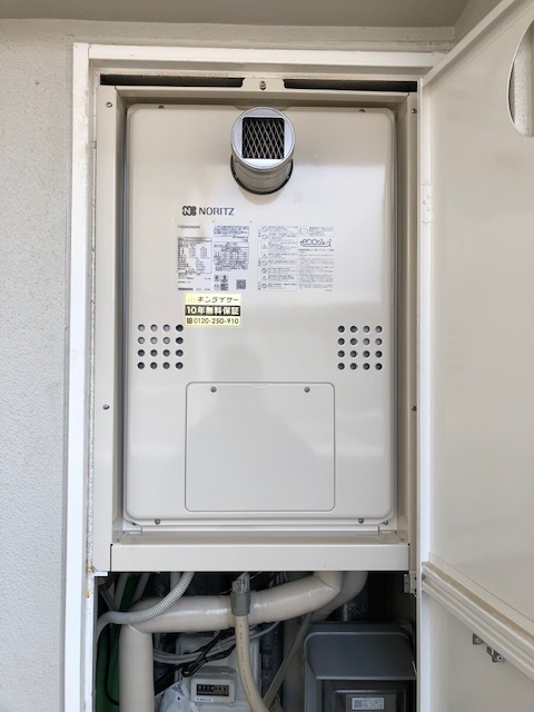 兵庫県神戸市 S様 都市ガス ノーリツエコジョーズ GTH-CP2460AW3H-T BL 12A13A 24号スタンダード（フルオート）給湯暖房給湯器（エコジョーズ） 交換工事 交換後