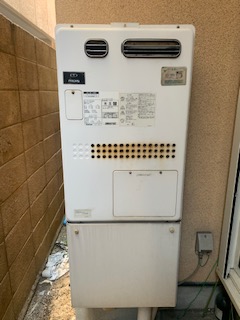 大阪府大阪市 M様 都市ガス ノーリツエコジョーズ 	GTH-C2460AW3H BL 12A13A 24号スタンダード（フルオート）給湯暖房給湯器（エコジョーズ） 交換工事 交換前