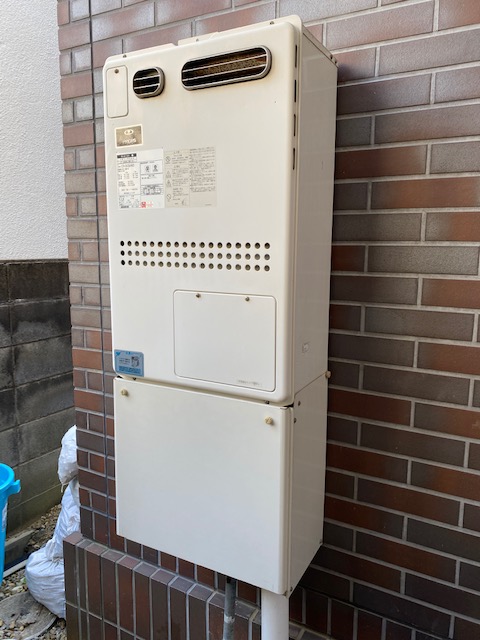 兵庫県神戸市 T様 都市ガス ノーリツエコジョーズ GTH-C2461SAWD BL 12A13A 24号シンプル（オート）給湯暖房給湯器（エコジョーズ） 交換工事 交換前