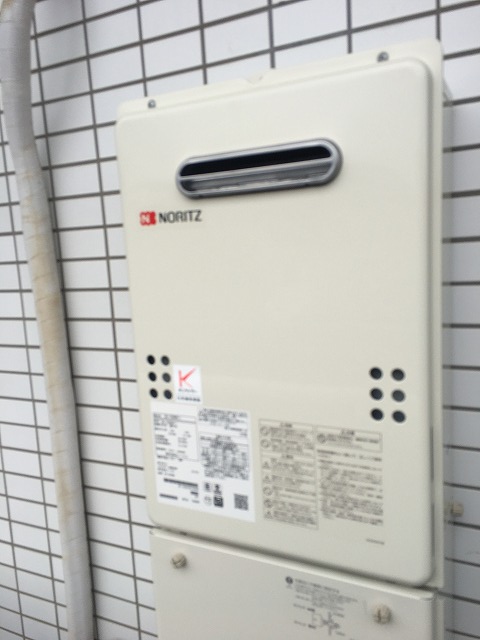 東京都多摩市 K様 都市ガス ノーリツ給湯器 GQ-1639WS-1 BL  16号オートストップ給湯専用給湯器 交換工事 交換後