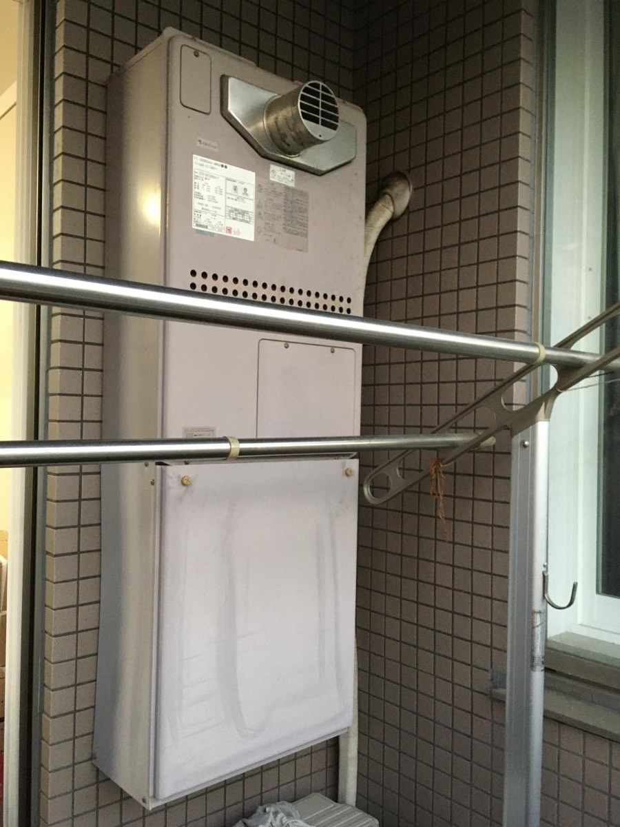 東京都中央区 H様 都市ガス ノーリツエコジョーズ 	GTH-C2460AW3H-1 BL 24号（フルオート）給湯暖房給湯器 交換工事 交換前