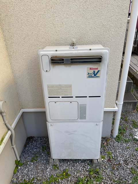 千葉県柏市 O様 都市ガス リンナイエコジョーズRVD-E2405SAW2-1(A) 24号オート給湯暖房給湯器 交換工事 交換前