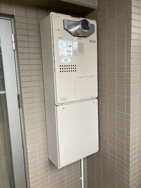 東京都日野市 N様 都市ガス ノーリツエコジョーズ GTH-C2460AW3H-1 BL 24号（フルオート）給湯暖房給湯器 交換工事 交換前