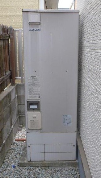 兵庫県伊丹市 M様 三菱電機エコキュート SRT-W465 460L角型フルオート 交換工事 交換前