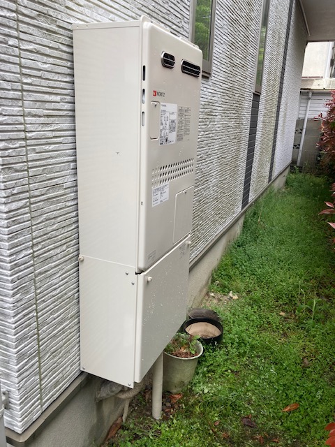兵庫県宝塚市 S様 都市ガス ノーリツ給湯器 GTH-2444SAWX3H-1 BL 24号オート給湯暖房給湯器 交換工事 交換後
