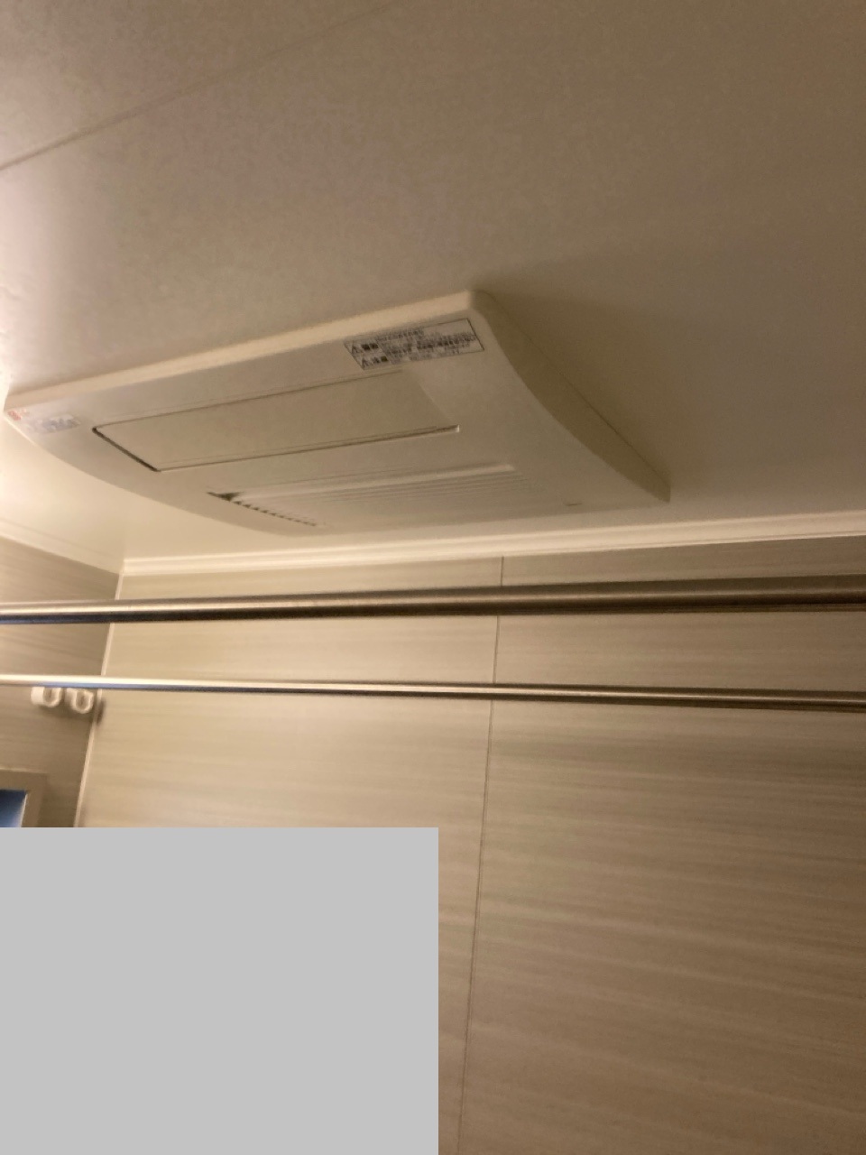 大阪府吹田市 O様 ノーリツ 温水式浴室暖房換気乾燥機（天井カセット形・標準タイプ） BDV-4106AUKNC-J3-BL 交換工事 交換前