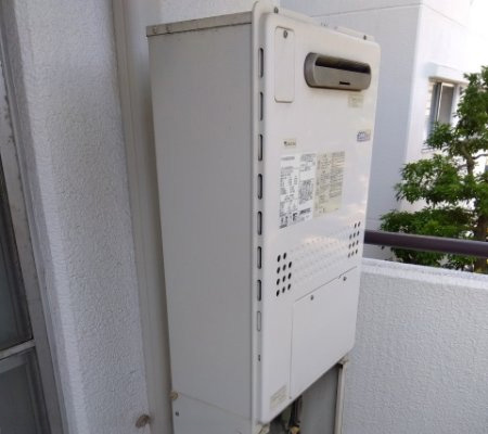 東京都練馬区 Y様リンナイ   RUH-E1613W2-1(A)  16号給湯暖房熱源機（エコジョーズ） 交換工事 交換前