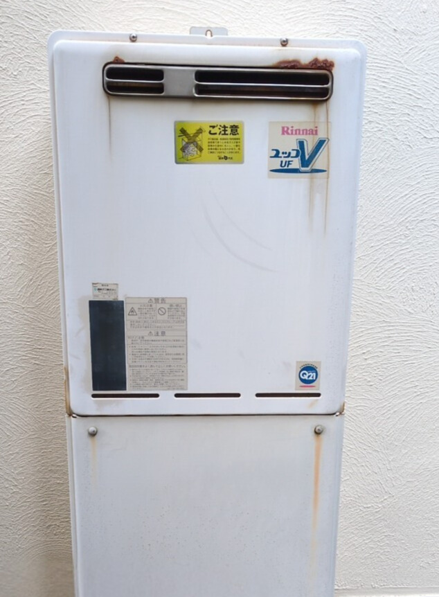 埼玉県所沢市 O様 リンナイ給湯器 RUF-A2005SAW(C）交換工事 交換前