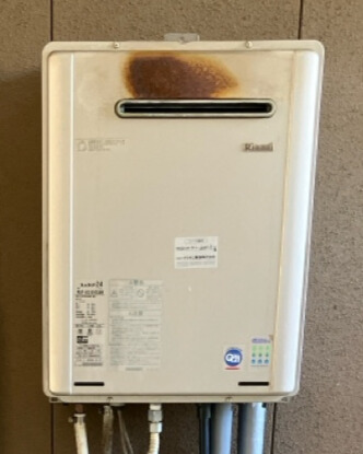 愛知県岡崎市 M様 リンナイ RUF-E240ESAW 24号オート追焚付給湯器（エコジョーズ）　交換工事 交換前