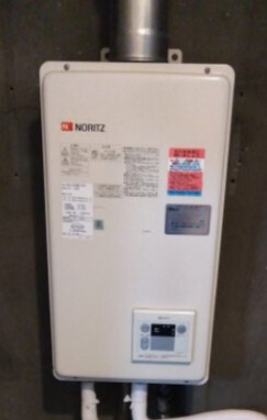 東京都渋谷区 T様 ノーリツ GQ-1637WS-FFA  16号オートストップ給湯専用給湯器 交換工事 交換前