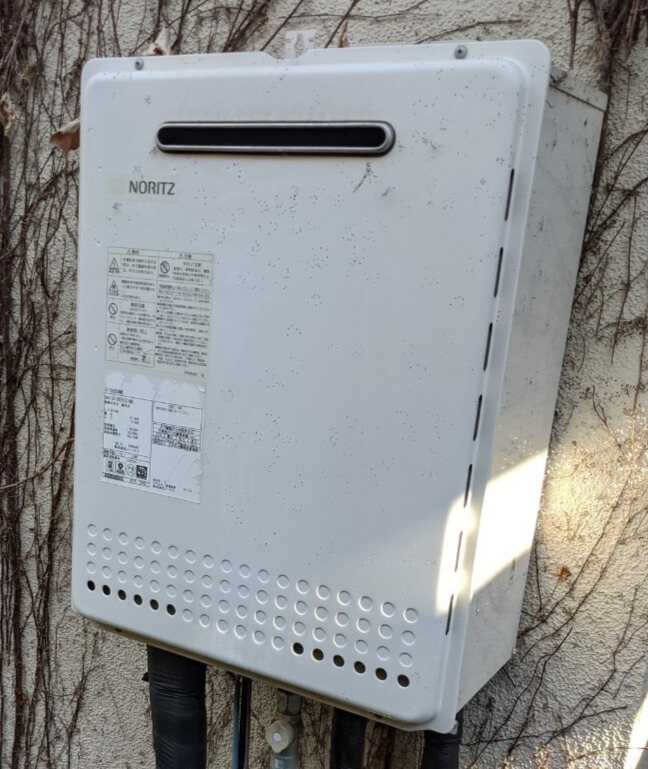 さいたま市 M様 ノーリツ GT-C2072SAW BL 20号オート追焚付給湯器(エコジョーズ)交換工事 交換前