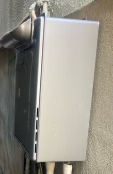 大阪市鶴見区 Y様 リンナイ エコジョーズ RUF-E240ESAW 24号オート追焚付給湯器 交換工事 交換後