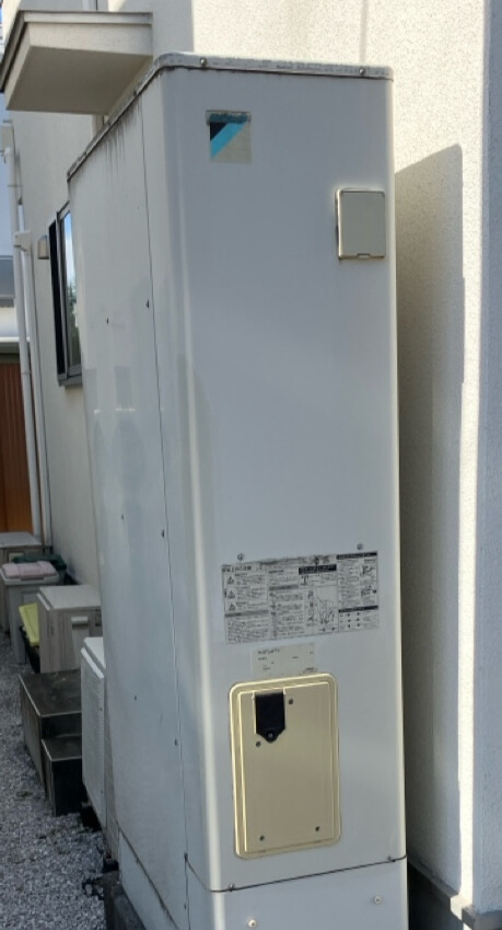 羽村市 Y様 ダイキン エコキュート EQ37XFTV 薄型/フルオート/パワフル高圧330kPa 交換工事 交換前
