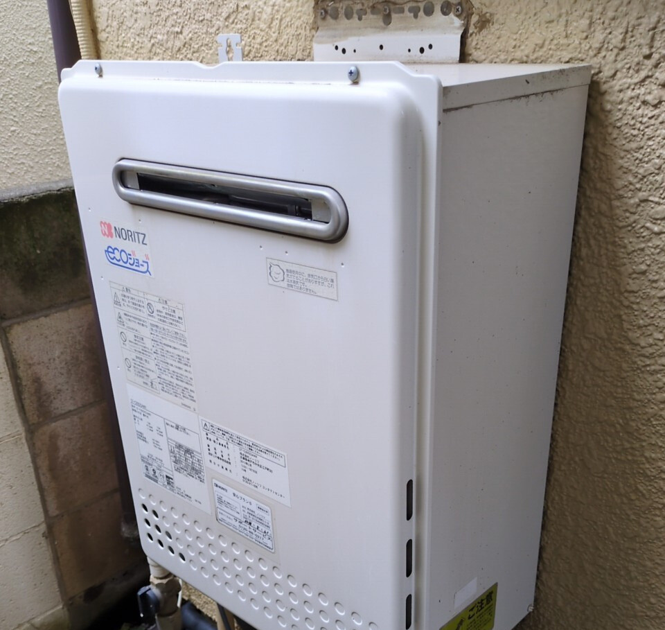埼玉県所沢市 H様 ノーリツ エコジョーズ GT-C2072SAW BL 交換工事 交換前