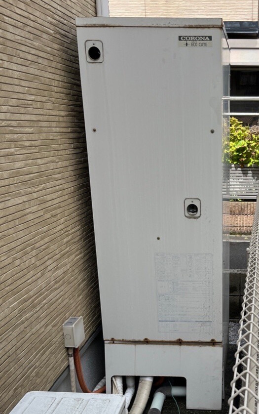 埼玉県三郷市 K様 コロナ エコキュート CHP-37AZ1 交換工事 交換前
