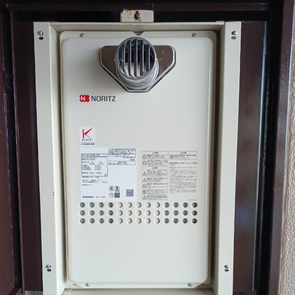 大阪府和泉市 N様 ノーリツ GQ-1627AWX-T-DX 16号高温水供給式給湯器 交換工事 交換後
