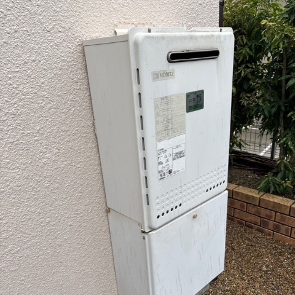 兵庫県川西市 I様 ノーリツ GT-2070SAW BL 20号オート追焚付給湯器 交換工事 交換前