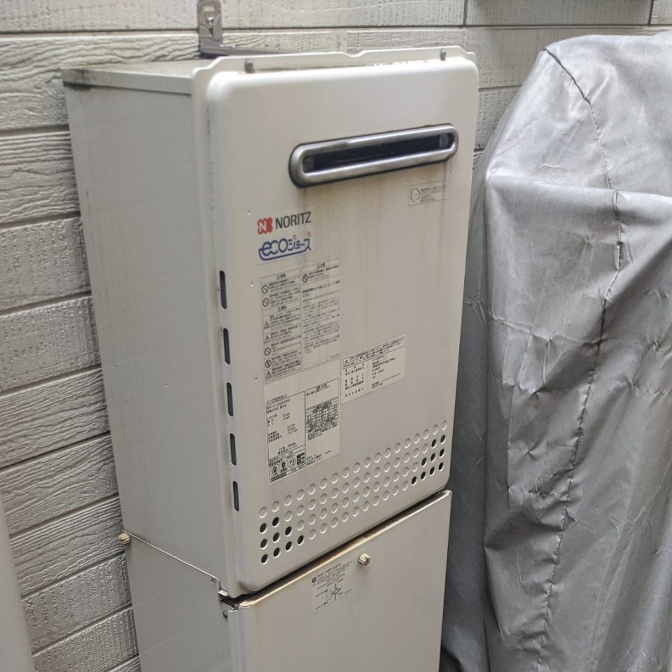 埼玉県草加市 O様 ノーリツ GT-C2472AW BL 24号フルオート追焚付給湯器 交換工事 交換前