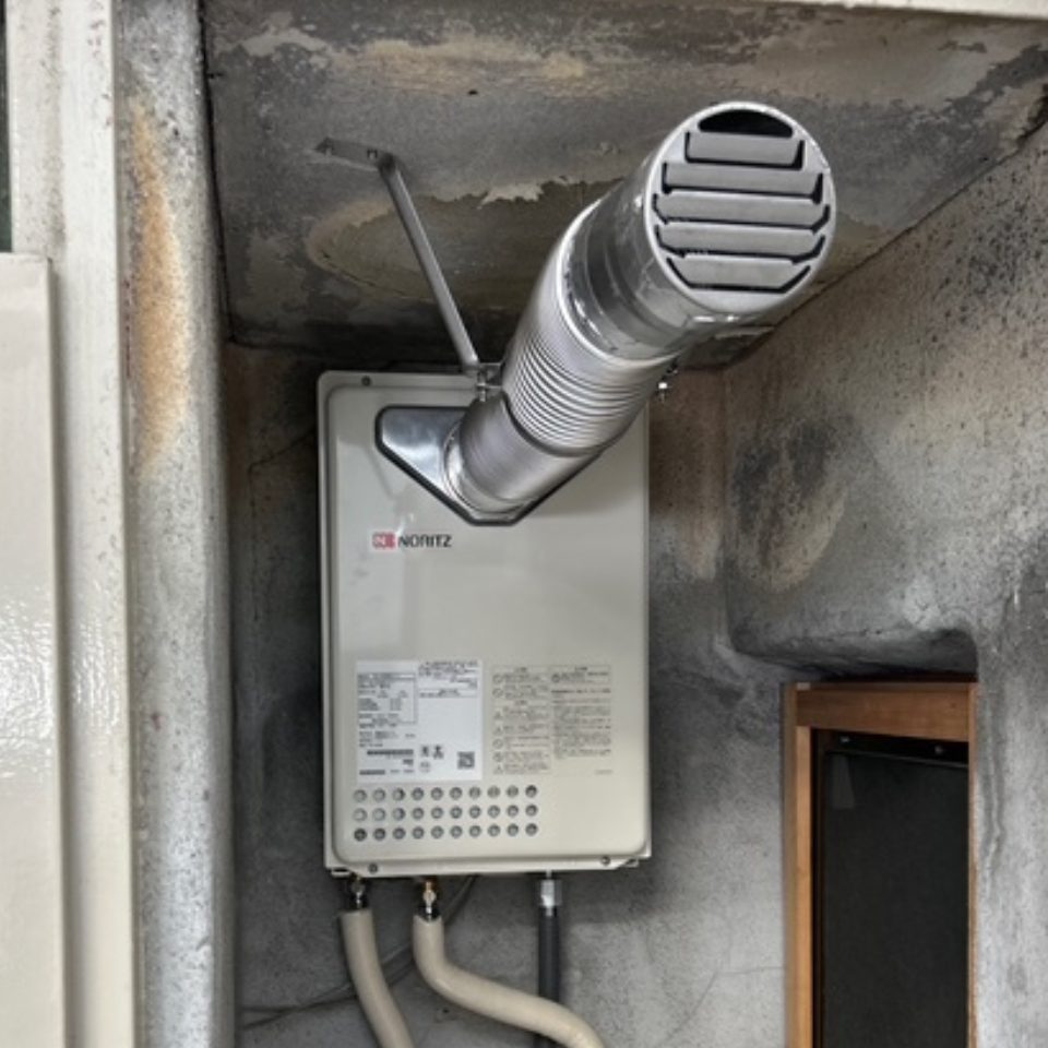 大阪市城東区 M様 ノーリツ GQ-2439WS-C-1 24号オートストップ給湯専用給湯器 交換工事 交換後