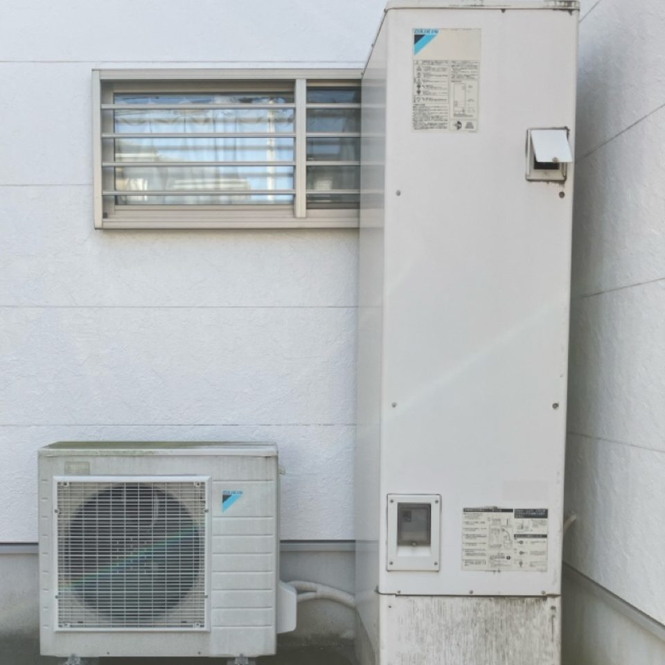 埼玉県三郷市 N様 ダイキン EQN37ZFV フルオートエコキュート交換工事 交換前