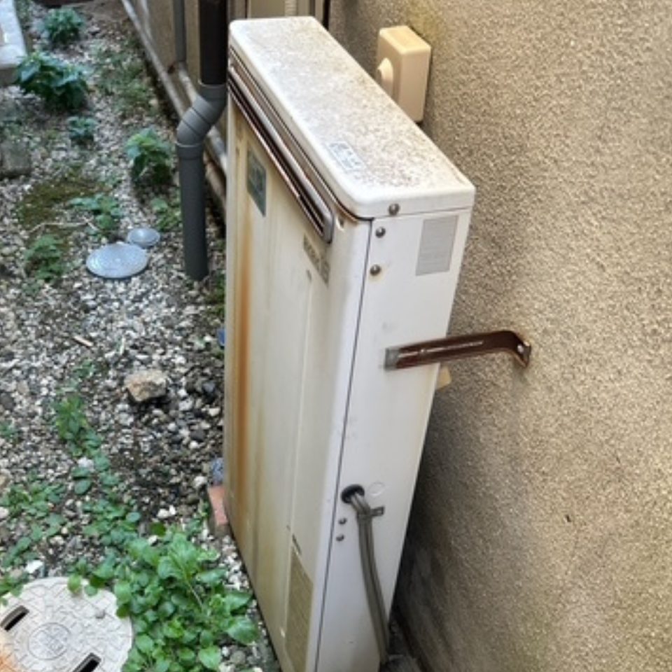 大阪府堺市 F様 パロマ FH-1613SAR 16号オート追焚付給湯器 交換工事 交換前