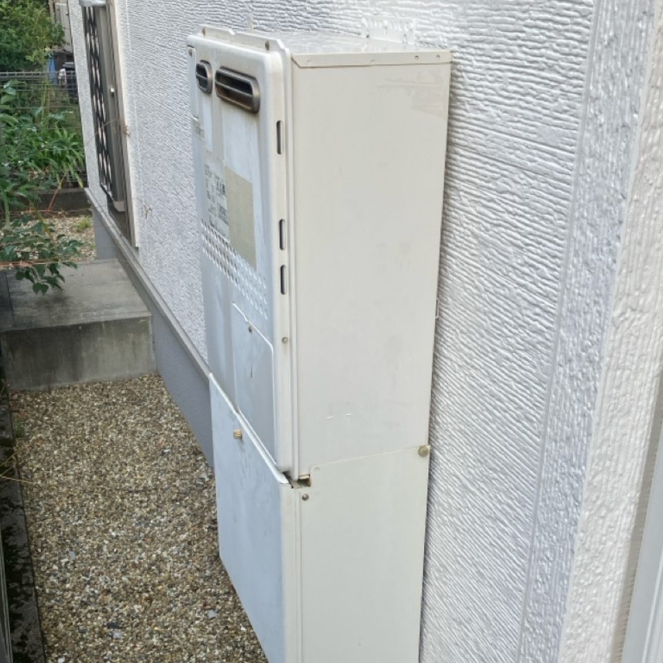 愛知県愛西市 Y様 ノーリツ GT-C2072SAW-1 BL 20号オート追焚付給湯器（エコジョーズ）交換工事 交換前