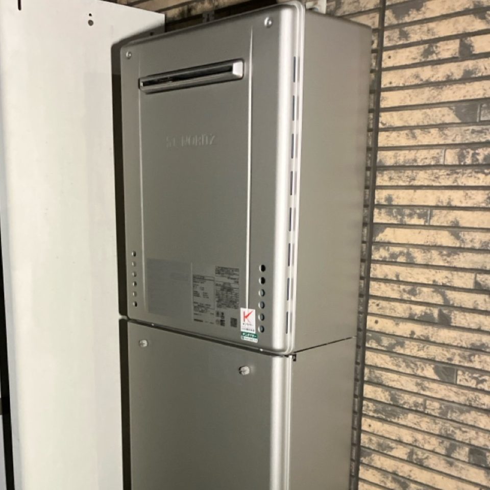 東京都稲城市 H様 ノーリツ GT-C2472AW-1 BL 24号フルオート追焚付給湯器 (エコジョーズ) 交換工事 交換後