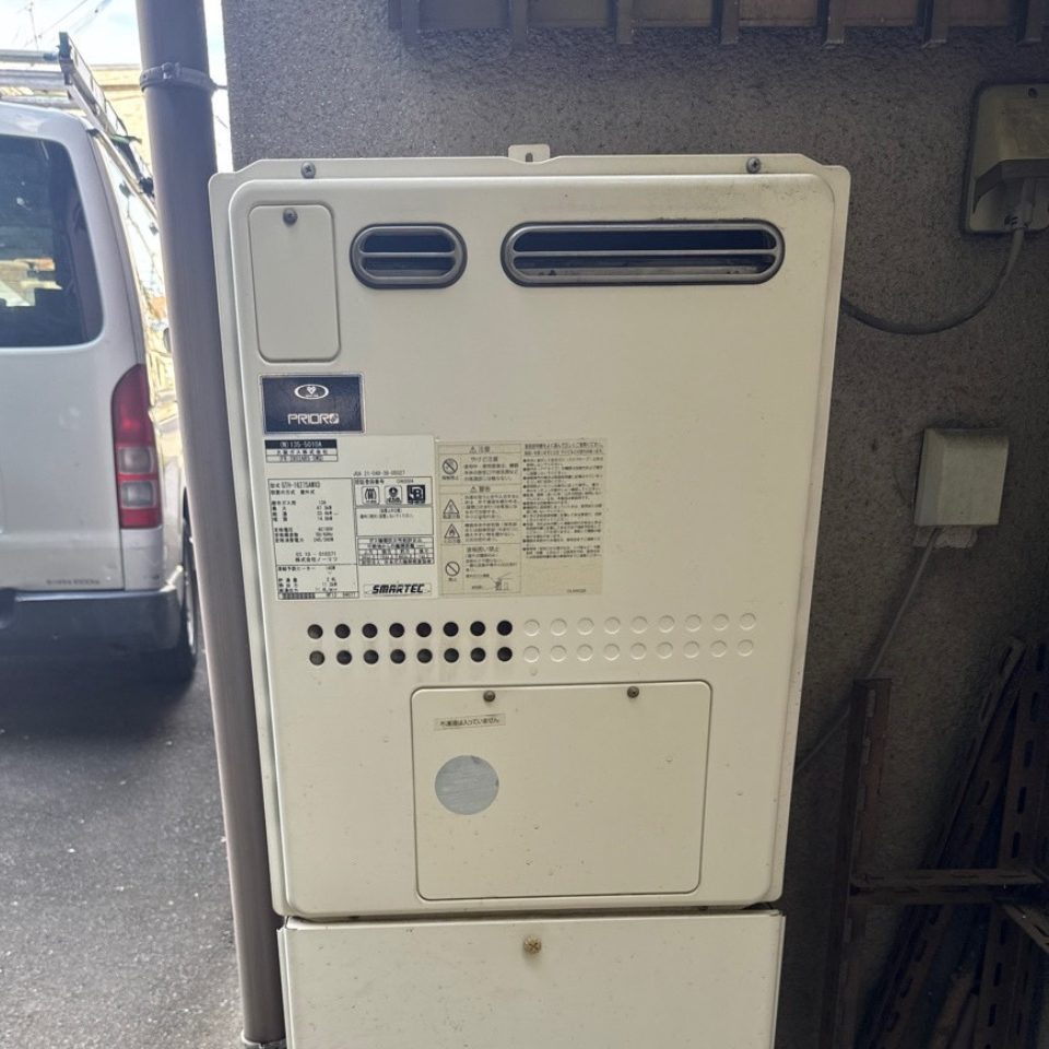 大阪府東大阪市 T様 ノーリツ GT-C2072SAW-1 BL 給湯器交換工事 交換前